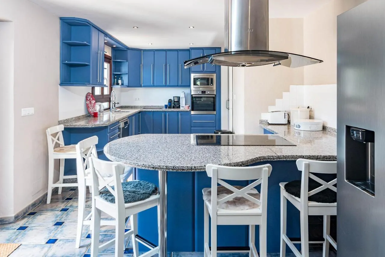 Exclusive 6 Bedroom Modern Chic Villa With A Private Pool And Amazing Ocean View Benahavis