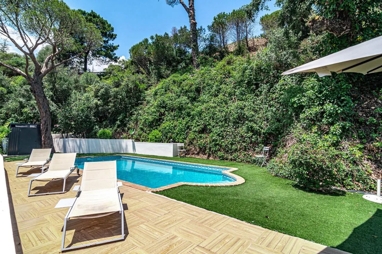 Exclusive 6 Bedroom Modern Chic Villa With A Private Pool And Amazing Ocean View Benahavis Spain