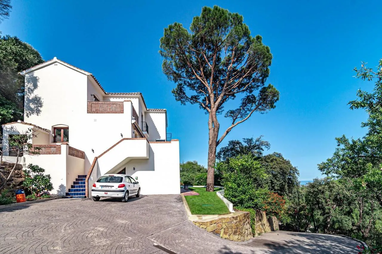Exclusive 6 Bedroom Modern Chic Villa With A Private Pool And Amazing Ocean View Benahavis