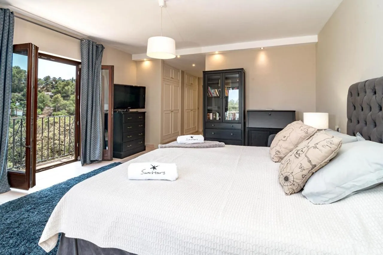 Exclusive 6 Bedroom Modern Chic Villa With A Private Pool And Amazing Ocean View Benahavis 0*,