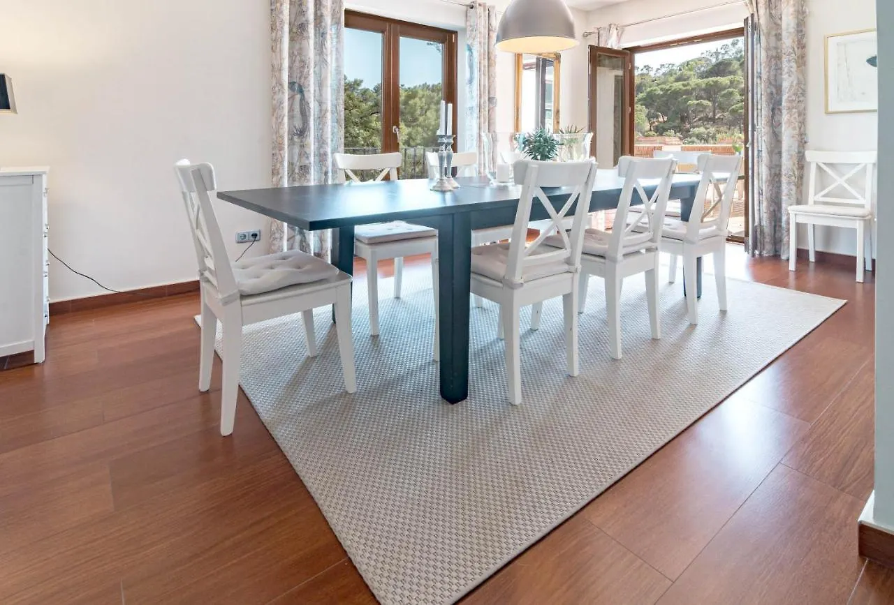 Exclusive 6 Bedroom Modern Chic Villa With A Private Pool And Amazing Ocean View Benahavis
